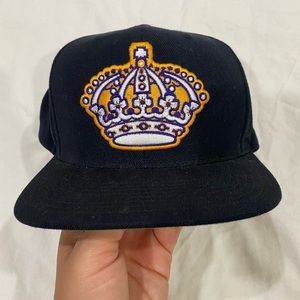 Mitchell & Ness VTG Hockey LA Kings Strapback Hat